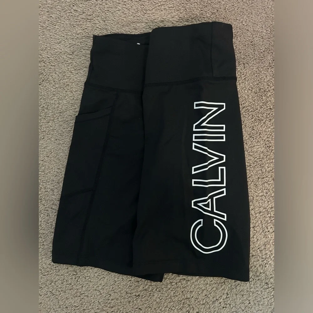 Womens CALVIN KLEIN Size Small Black Biker Shorts 7” Inseam Athletic Workout Run